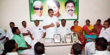 தொண்டர்களின் ஆதரவோடு எடப்பாடியார் கழக பொதுச்செயலாளராக பதவி ஏற்பார்