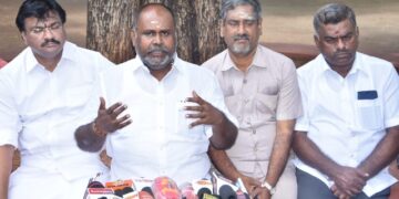 மக்களுக்காக, தொண்டர்களுக்காக உழைக்கும் எடப்பாடியாருக்கு கிடைத்த மாபெரும் வெற்றி-முன்னாள் அமைச்சர் ஆர்.பி.உதயகுமார் செய்தியாளர்களுக்கு பேட்டி