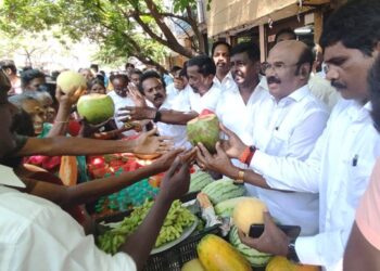 இரட்டை குதிரையில் தி.மு.க. சவாரி – முன்னாள் அமைச்சர் டி.ஜெயக்குமார் தாக்கு