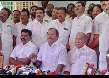 ஒத்து வந்தால் வாருங்கள், இல்லையேல் ஒதுங்கி விடுங்கள்