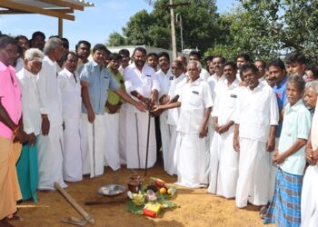 மடத்துக்குளம் தொகுதியில் ரூ.30 லட்சம் மதிப்பில் வளர்ச்சிப்பணிகள்-சி.மகேந்திரன் எம்.எல்.ஏ. தொடங்கி வைத்தார்