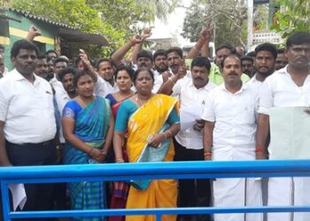 தி.மு.க.வினர் அராஜகத்தால் தேர்தல் ஒத்திவைப்பு – திருமழிசை பேரூராட்சி கழக வேட்பாளர் கைது