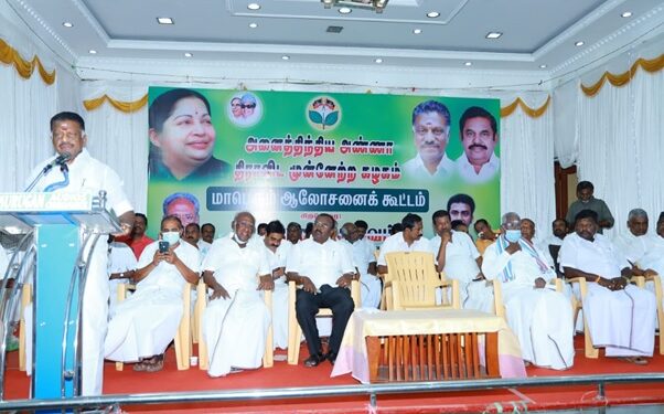 சொத்து வரி உயர்வை திரும்ப பெறும் வரை ஆர்ப்பாட்டம் தொடரும் – கழக ஒருங்கிணைப்பாளர் ஓ.பன்னீர்செல்வம் திட்டவட்டம்