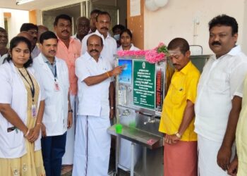 குழந்தைகளை பாதுகாக்கும் பெட்டக வசதியை ஏற்படுத்தி தர நடவடிக்கை-முன்னாள் அமைச்சர் கடம்பூர் செ.ராஜூ எம்.எல்.ஏ. உறுதி