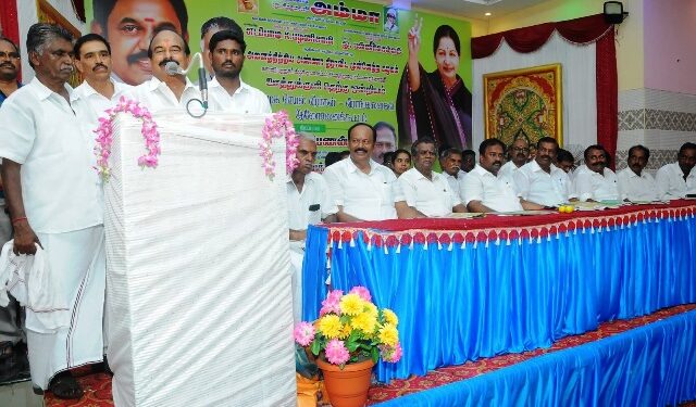 அம்மாவின் லட்சியத்தை நிறைவேற்றிகாட்டுவோம்-முன்னாள் அமைச்சர் கே.சி.கருப்பணன் சபதம்