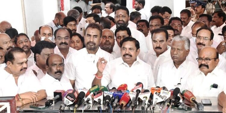 ஓராண்டு தி.மு.க. ஆட்சியில் மக்களுக்கு வேதனை தான் மிச்சம்