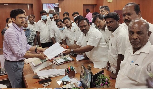 குன்னத்தூர் பேரூராட்சியில் வீட்டுக்குடிநீர் இணைப்பு வழங்க வேண்டும்