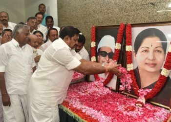 மக்களின் அரவணைப்பு, ஆதரவோடு மீண்டும் கழக அரசை அமைப்போம்