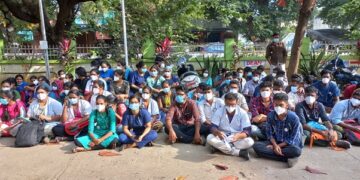 விடியா தி.மு.க. அரசை கண்டித்து பயிற்சி டாக்டர்கள் போராட்டம்