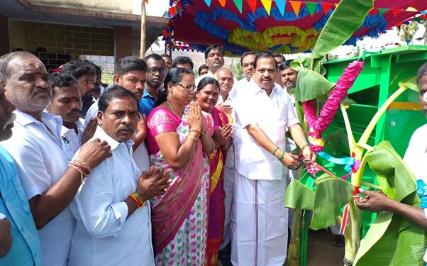 போளூர் எடப்பிறை கிராமத்தில் நேரடி நெல் கொள்முதல் நிலையம்