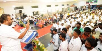 எடப்பாடியார் தலைமையில் கழகம் மீண்டும் ஆட்சியமைப்பதை யாராலும் தடுக்க முடியாது