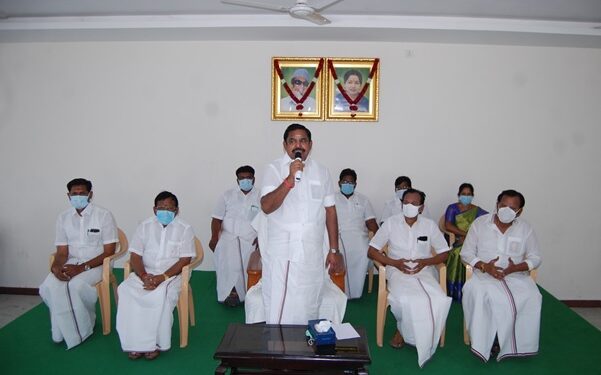 அம்மா அரசின் திட்டத்துக்கு ஸ்டிக்கர் ஒட்ட முயற்சிப்பதா? எடப்பாடி கே.பழனிசாமி கடும் கண்டனம்