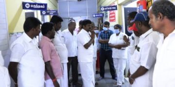 அன்னவாசல் அரசு மருத்துவமனையில் முன்னாள் அமைச்சர் திடீர் ஆய்வு