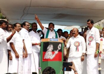 125 எம்.எல்.ஏக்களின் பெயர்களை பேப்பர் இல்லாமல் சொல்ல முடியுமா-ஸ்டாலினுக்கு, எடப்பாடியார் பகிரங்க சவால்