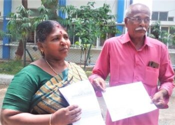 தி.மு.க. அமைச்சரின் உதவியாளர் மிரட்டல்-தூத்துக்குடி எஸ்.பி.யிடம் கணவன்-மனைவி புகார்