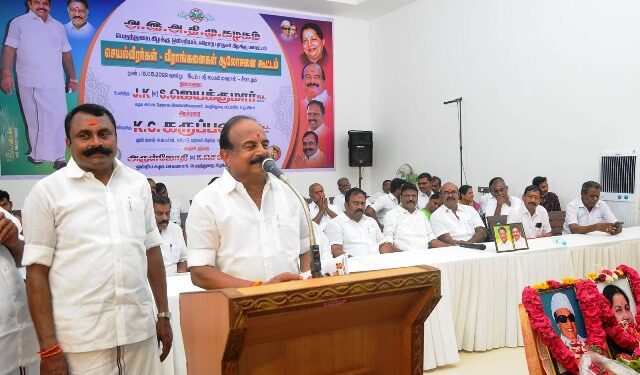 எப்போது தேர்தல் வந்தாலும் கழகம் மாபெரும் வெற்றிபெறும் – முன்னாள் அமைச்சர் கே.சி.கருப்பணன் பேச்சு
