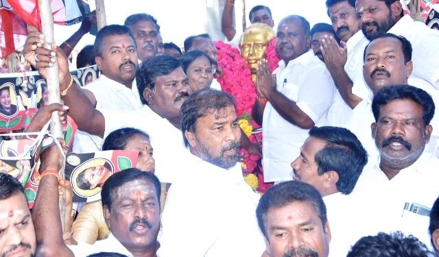 அரசு ஊழியர்களை போல் மக்களுக்கும் பட்டை நாமம் சாத்துவார் ஸ்டாலின்-சட்டமன்ற எதிர்க்கட்சி துணை தலைவர் ஆர்.பி.உதயகுமார் கடும் தாக்கு