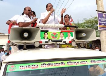 தி.மு.க.வினரிடம் வங்கி கணக்கை கொடுத்து ஏமாந்து விடாதீர்கள் – முன்னாள் அமைச்சர் தங்கமணி எச்சரிக்கை