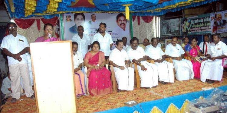 ரூ.82 கோடியில் பேனா வைக்க மட்டும் நிதி எங்கிருந்து வந்தது?முன்னாள் அமைச்சர் எஸ்.வளர்மதி கேள்வி