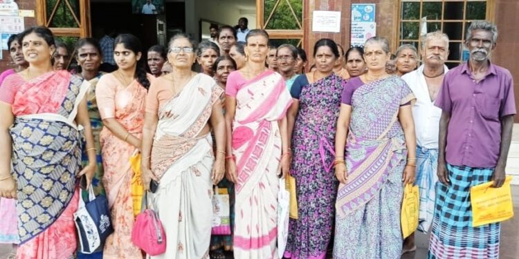 தி.மு.க.வின் தேர்தல் வாக்குறுதியை நம்பி மோசம் போய் விட்டோம்