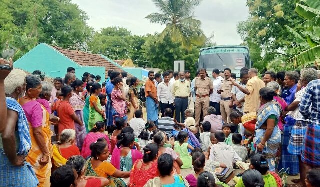 மக்களை இருளில் மூழ்கடிக்கிறது விடியா தி.மு.க. அரசு-சேலம் மாவட்ட மக்கள் கொந்தளிப்பு