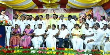 வாக்களித்த மக்களும், ஓட்டு கேட்ட தி.மு.க.வினரும் மகிழ்ச்சியாக இல்லை