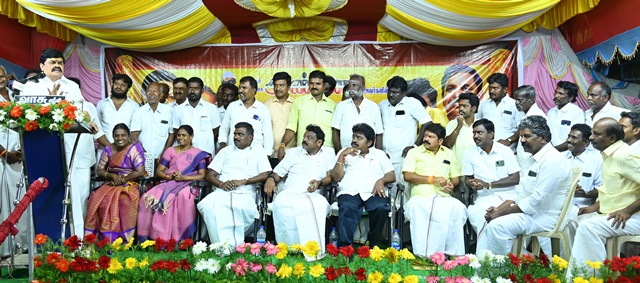வாக்களித்த மக்களும், ஓட்டு கேட்ட தி.மு.க.வினரும் மகிழ்ச்சியாக இல்லை
