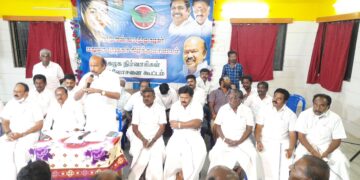 அனைத்து கிளை கழகங்களிலும் எம்.ஜி.ஆர். படத்திற்கு மரியாதை – மதுரை புறநகர் கிழக்கு மாவட்ட நிர்வாகிகள் கூட்டத்தில் தீர்மானம்