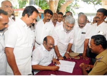 ஏமாற்று வித்தை காட்டும் தி.மு.க. அரசுக்கு தமிழக மக்கள் தக்க பாடம் புகட்டுவார்கள் – முன்னாள் அமைச்சர் டி.ஜெயக்குமார் பேட்டி