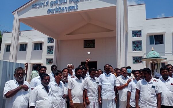 ஸ்டிக்கர் ஒட்டாமல் புதிய திட்டங்களை தி.மு.க. அரசு கொண்டு வர வேண்டும்- எதிர்க்கட்சி துணை கொறடா சு.ரவி பேட்டி