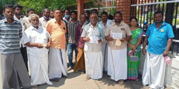 சொத்துக்களை அபகரிக்க திட்டமிட்டு தாக்குதல்-சேலம் தி.மு.க. நிர்வாகிகள் மீது ஆட்சியரிடம், வியாபாரி புகார்