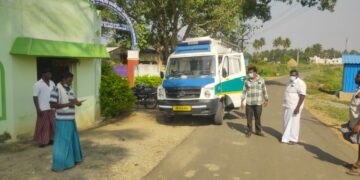 அம்மா மினி கிளினிக்கை காலி செய்ய எடப்பாடி அருகே மக்கள் கடும் எதிர்ப்பு – மருத்துவ அதிகாரிகளை தடுத்து நிறுத்தி வாக்குவாதம்