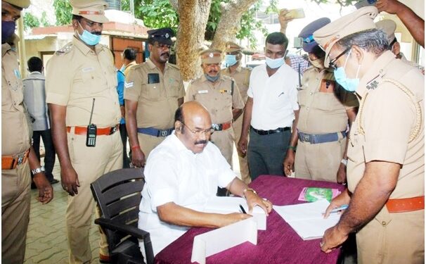 முரண்பாட்டின் மொத்த உருவம் தி.மு.க. – முன்னாள் அமைச்சர் டி.ஜெயக்குமார் கடும் தாக்கு