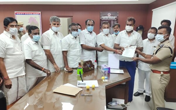 முன்னாள் துணை சபாநாயகர் பொள்ளாச்சி வி.ஜெயராமன் மீது கொலைவெறி தாக்குதல் – கோவை மேற்கு மண்டல போலீஸ் ஐ.ஜி.யிடம் கழக எம்.எல்.ஏ.க்கள் புகார்