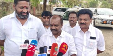 குற்றாலம் பேரூராட்சி தலைவர் தேர்தலை நிறுத்த தி.மு.க. சதி-மாவட்ட கழக செயலாளர்கள் குற்றச்சாட்டு