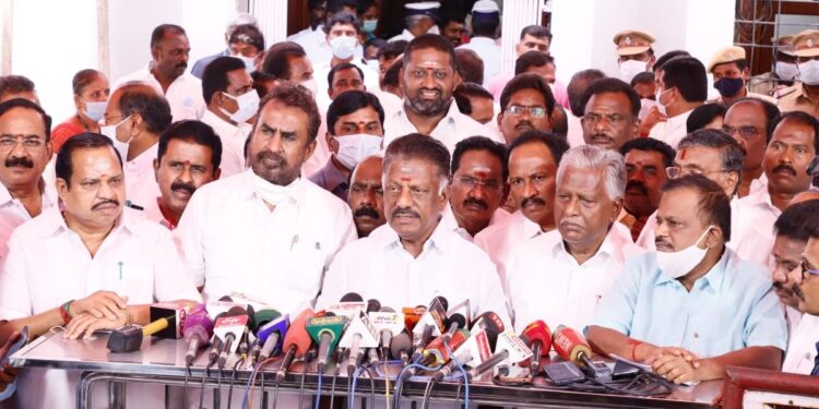 சட்டசபையில் அமைச்சர் தரக்குறைவாக பேச்சு