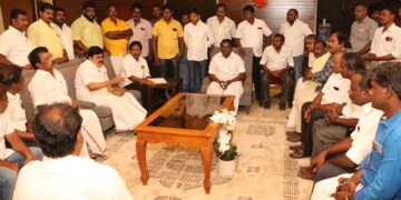 எடப்பாடியாருக்கு பிரம்மாண்ட வரவேற்பு அளிக்க ஏற்பாடு