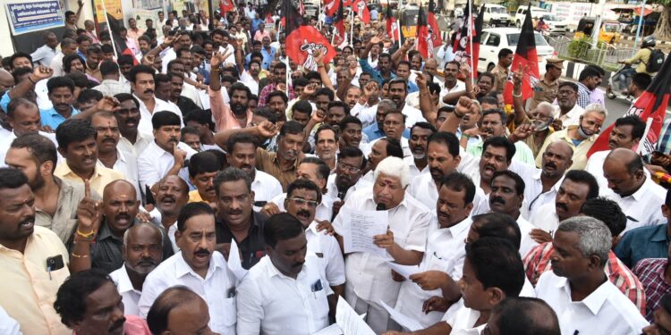 விடியா அரசை கண்டித்து அடுத்தக்கட்ட போராட்டம்-அண்ணா தொழிற்சங்க பேரவை செயலாளர் ஆர்.கமலக்கண்ணன் திட்டவட்டம்