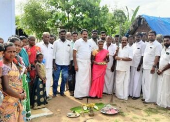 ரூ.27 லட்சம் மதிப்பில் வளர்ச்சி பணிகள் -முன்னாள் அமைச்சர் கே.சி.கருப்பணன் தொடங்கி வைத்தார்