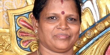 எடப்பாடியார் தான் தலைமை ஏற்க வேண்டும்-முன்னாள் அமைச்சர் எஸ்.வளர்மதி பேட்டி