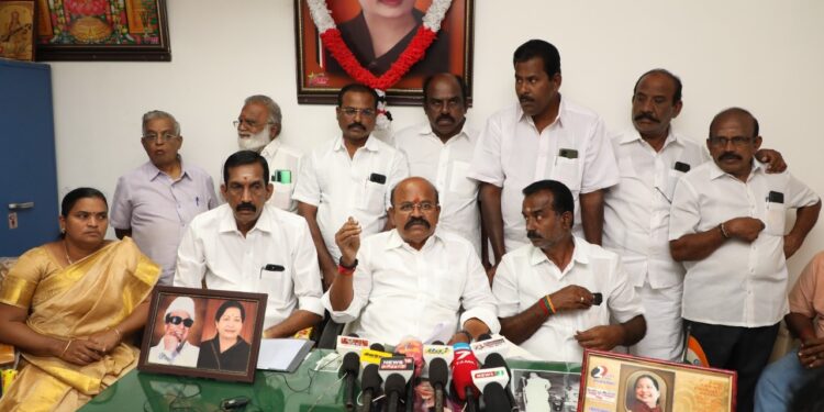 பொள்ளாச்சி வந்த ஸ்டாலின் திட்டங்களை அறிவிக்காதது மக்களுக்கு பெரும் ஏமாற்றம் -முன்னாள் துணை சபாநாயகர் பொள்ளாச்சி வி.ஜெயராமன் பேட்டி