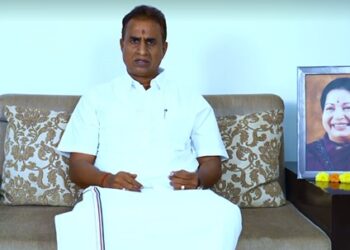 மாணவர்களை நல்வழிப்படுத்தி எதிர்காலத்தை உருவாக்கும் ஆசிரியர்களுக்கு வாழ்த்துக்கள்-எதிர்க்கட்சி கொறடா எஸ்.பி.வேலுமணி டுவிட்டரில் பதிவு