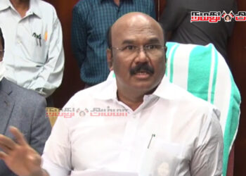 தமிழ்நாட்டில் அறிவிக்கப்படாத மினி எமர்ஜென்சி -முன்னாள் அமைச்சர் டி.ஜெயக்குமார் கடும் தாக்கு