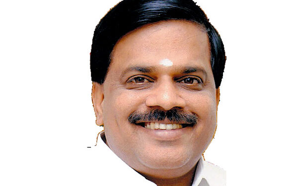 நாகர்கோவில் கைத்தறி உதவி இயக்குநர் அலுவலகம் தொடர்ந்து இயங்க வேண்டும்