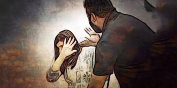 டெல்லியில் ஓடும் பேருந்தில் சிறுமிக்கு பாலியல் வன்கொடுமை – ஓட்டுநர், நடத்துநர் கைது