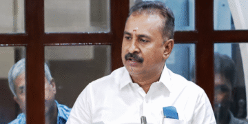 கோவை அரசு மருத்துவமனையில் கூடுதல் மருத்துவர்கள், செவிலியர்கள் நியமிக்க வேண்டும்- முன்னாள் அமைச்சர் எஸ்.பி.வேலுமணி எம்.எல்.ஏ. வலியுறுத்தல்