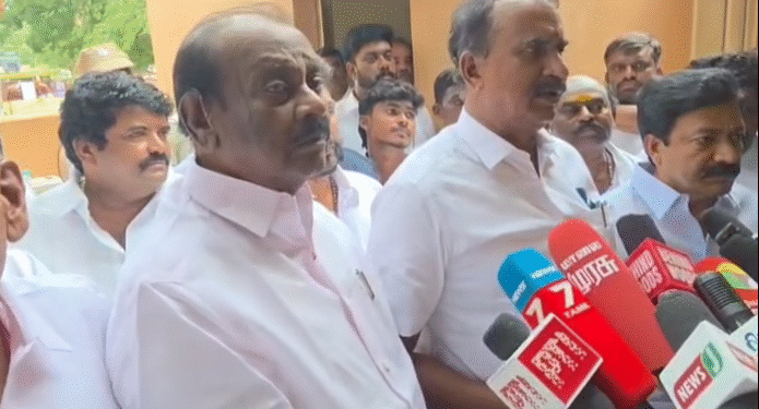 பிரிந்து சென்ற அனைவரையும் அதிமுகவில் சேர்க்க வேண்டும் – முன்னாள் அமைச்சர் எஸ்.பி.வேலுமணி