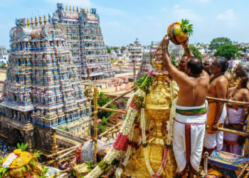 செப். 17-ல் மதுரை மீனாட்சியம்மன் கோவில் கும்பாபிஷேகம்