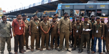 இலவச பேருந்து பயணத் திட்டத்திற்கு எதிர்ப்பு – சேலத்தில் தனியார் பேருந்துகள் வேலைநிறுத்தம்