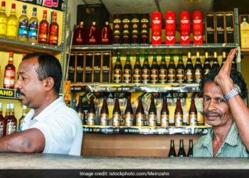 கேரளத்தில் அரசு மதுபான ஊழியர்களுக்கு ரூ.1.05 லட்சம் ஓணம் போனஸ்